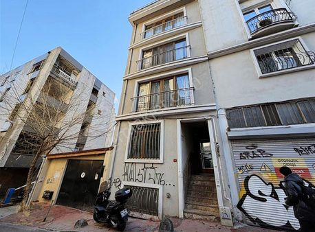 Cihangir Caddesi'nde Yeni Binada Tek Tapu 2 Adet 1+1 Fırsatı