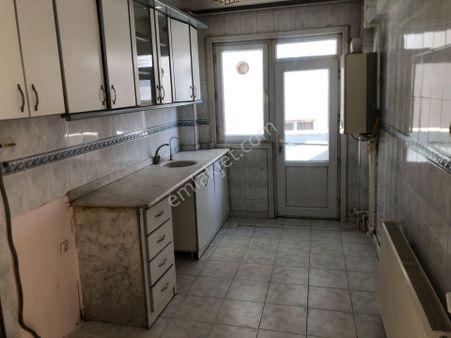 Kavaklıkta Satlık Daire Kombili 3+1 Kat2