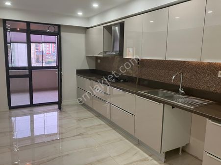 Çerkezköy Tepe’de Prestijli Yaşam | Ara Kat 4+1 Kiralık