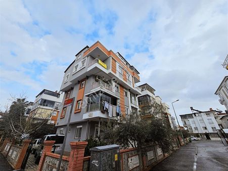 A K Mutludan Ahatlıda Köşe Başı 2 Tarafı Yola Cephe 3+1 Dubleks