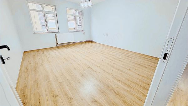 Meydanda Satılık Lüks Daire&ofis