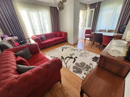 Anka'dan Ümraniye İstiklal Metroya Yakın 2+1 Ön Cephe