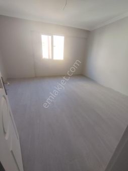 Ayyıldız Emlak `tan 120 M2 Sıfır 3+1 Ara Kat Daire Eski Beşevler