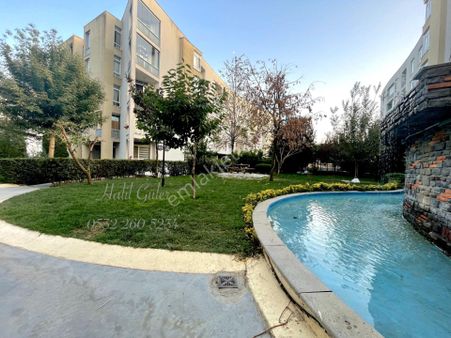 Sancaktepe Ovalbahçe Sitesi Eşyalı Kiralık 1+1 Giriş Kat Daire