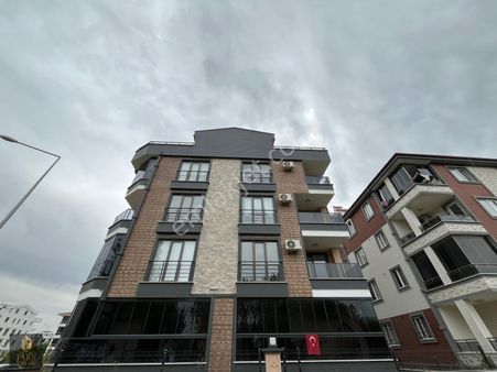 Parstan Altınkumda Çift Teras Ön Cephe Geniş Ferah 3+1 Dubleks