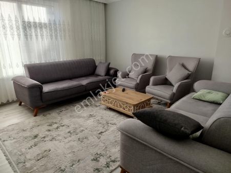 30 Metrelik Yol 4 Katlı Binanın 3. Katı