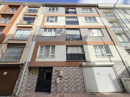 Özbey'den Yenidoğan Mh Eski Devlet Hastanesi Yanı Ara Kat 2+1