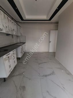 Esentepe De Sıfır 3+1 Daireler