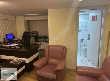 Yeşilyurt Ordu Caddesinde İşlek Konumda Satılık Dükkan