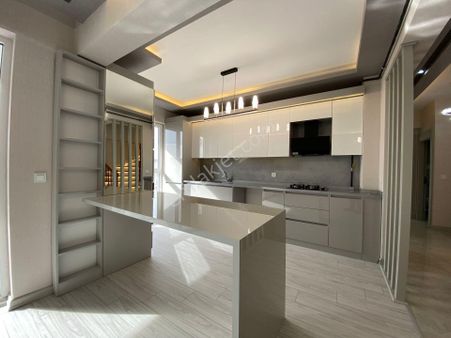 Nasip'ten Satılık Yeni Binada 5+2 Dubleks Sıfır Daire