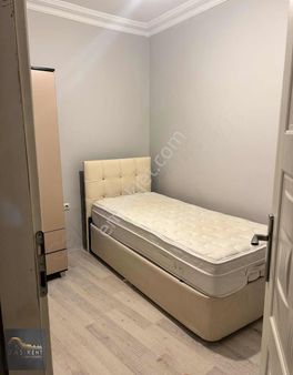 Ayşekadında Satılık Eşyalı Kiracılı 1+1 Daire