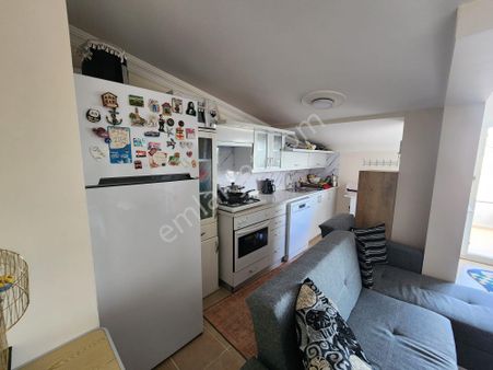 Efeler Mahallesi Cadde Üstü Geniş Teraslı 2+1 Dublex Daire