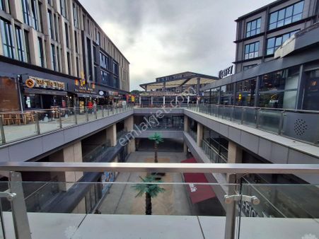 Barış'tan Sefaköy Torkamda Kiralık Dükkan (yaya Trafiği Yoğun )