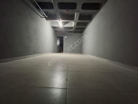 Barış'tan Sefaköy Torkam Avm De Kiralık Depo