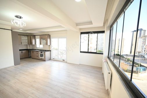 Üstünkent - Akdeniz'de 3+1 Havuzlu Site İçi Kiralık Sıfır Daire