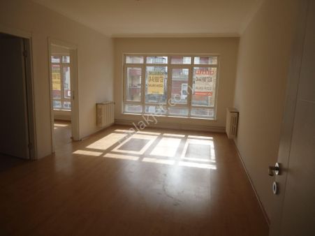 Aydınlıkevlerde Full Yapılı 3+1 Satılık Daire Gizem Emlaktan