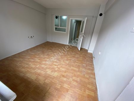 Osmangazi Muradiye Kocanaip'de Ara Kat Kiralık Daire