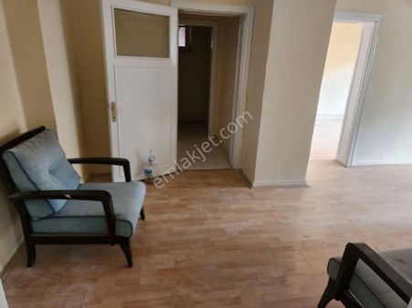 Burak Emlak'dan Kiralık Daire Kurtuluş Bahadırlar Sk. 2+1 Bakımlı