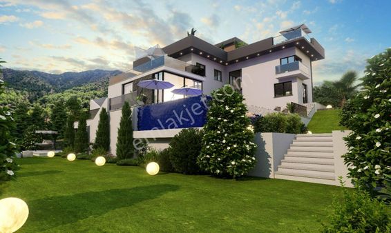 Girne Lapta'da Dağ Ve Deniz Manzaralı Ultra Lüks Satılık Trıplex Müstakil 4+1 Villa !!