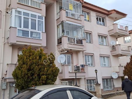 Afyon Eşrefpaşa Mahallesinde Kiralık 3+1 Daire