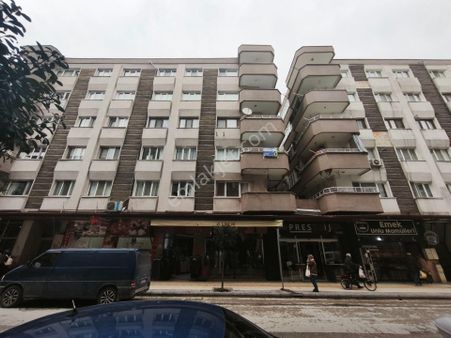 Yalova Merkez Süleymanbey'de Pazar Yanı Kiralık Geniş 3+1 Daire