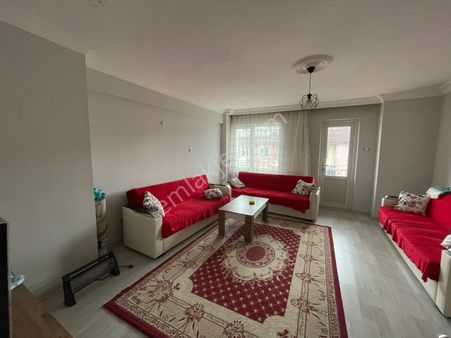 Afyon Üçok Emlaktan Cumhuriyet Mah Satılık Ebeveyn Banyolu 3+1 110m² Daire