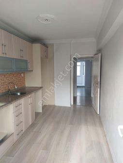 Yıldız Gayrimenkul'den Şehir Merkezinde Satılık Daire