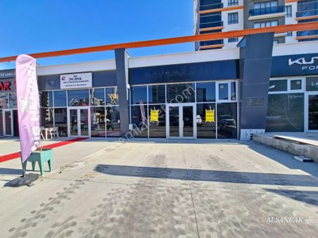 Bağlıca Da Mermeroğlu Caddesinde 2 Katlı Kiralık Dükkan