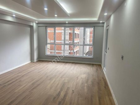 Eski Devlet Hastanesi Yakını Sıfır, Çok Geniş, 3+1 Daireler