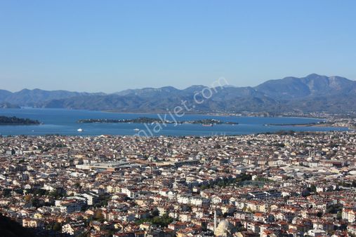 Fethiye'de Muhteşem Deniz Manzaralı 3+1 Havuzlu Daire