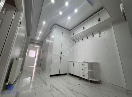 Ｐｕｓｕｌａｅｍｌａｋ'ｄａｎ Zafer Fırına Yakın Ara Kat 3+1 Masrafsız Daire