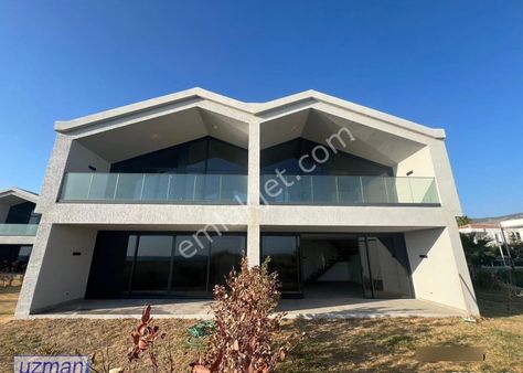 Gökovanın İncisi Milas Ören'de Denize 60m Satılık Villa