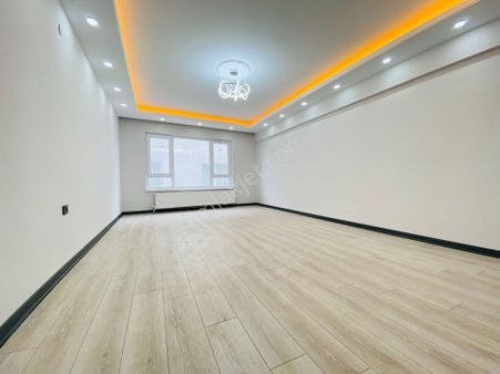 Karaağaç'ta Samsun Yolu Dibi 3+1 1. Kat Full Yapılı Satılık Daire !!!