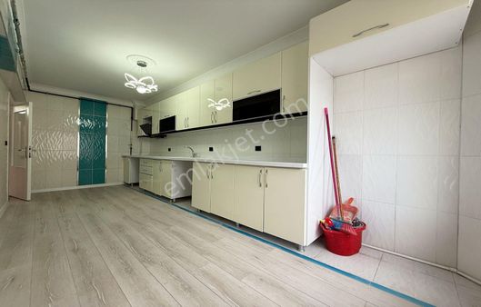 Atapark Mahallesi Cadde Yakını Masrafsız Kat Dairesi