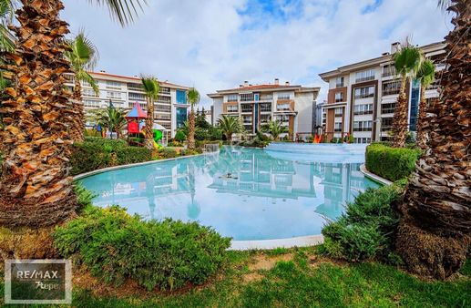 Eviza Konaklarında Satılık Bahçe Katı Bakımlı Daire