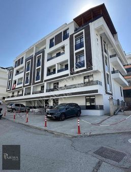 Moda Pazarı Üstü 3+1 Arakat