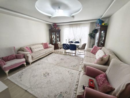 Taşcılar'dan 3+1 Site Dairesi Çift Asansörlü Merkezi Lokasyon Okullar Bölgesi