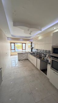 Yenişehirde Kiralık 5 Odalı Daıre Bulduk Emlakta