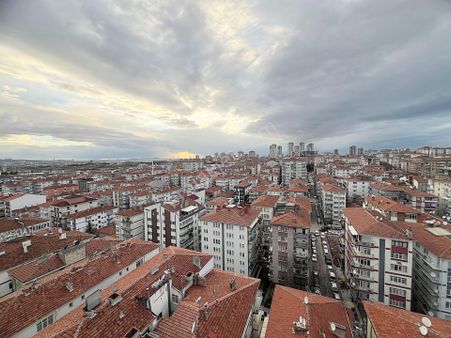 Demetlale Mah Metronun Yanı Başında Ful Yapılı Manzaralı İskanlı