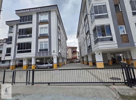 Karşıyakanın Merkezinde 90 M2 1.kat Site İçinde Satılık Daire