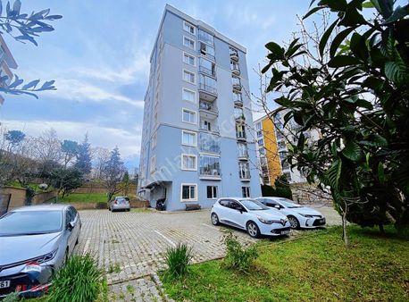 Esenevlerde Sahile Ve Tramvaya Yürüme Mesafesinde Satılık Daire