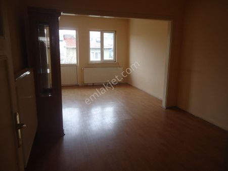 Aydınlıkevler De 3+1 Kiralık Daire Gizem Emlaktan
