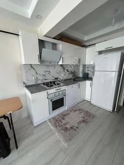 Ege Emlak'tan İspat Cami Mah'de Üni. Yanında Kiralık 1+1 Eşyalı