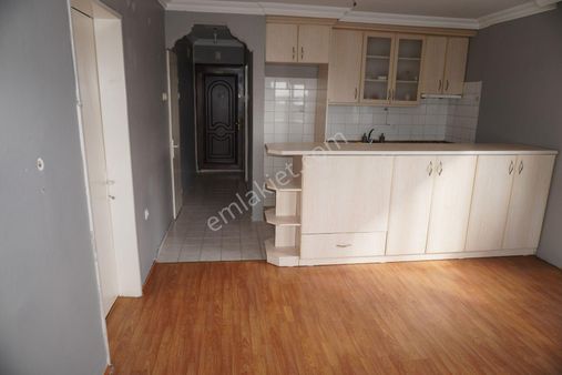 Evka 5 De Kiralık 2+1 Açık Mutfak Balkonlu Çiğli Serkan Emlakdan