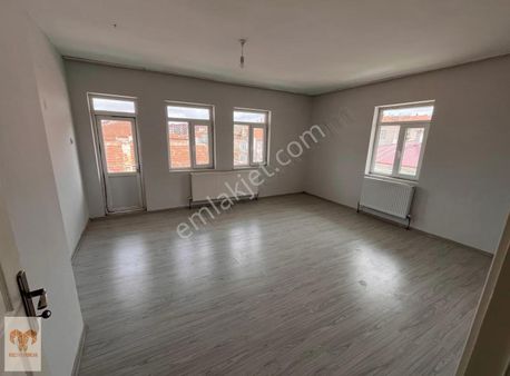 Koç Group =^= Emniyet Civarı 2+1 Daire