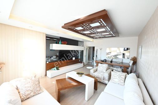 Üstünkent'ten Merkez Mah.de Deniz Manzaralı Satılık 3+1 Daire