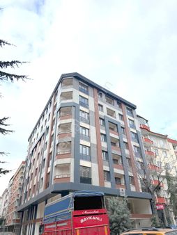 Yıldız Dan Sıfır Kredili 3+1 Cadde Üzeri Önü Açık Daire