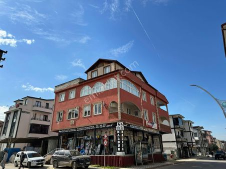 Remax Palas'tan Kartepe Ataevler Mah.2+1 Kiralık Daire