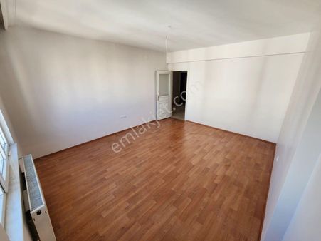 T.e.s.'den Toplu Taşımalara Sıfır Konumda Kiralık 2+1 Daire