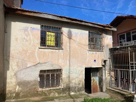 Aydın Karacasu Çarşıya Çok Yakın Satılık Müstakil Ev